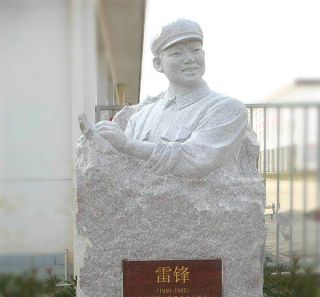 制作人物雕塑需要考慮的因素有哪些？
