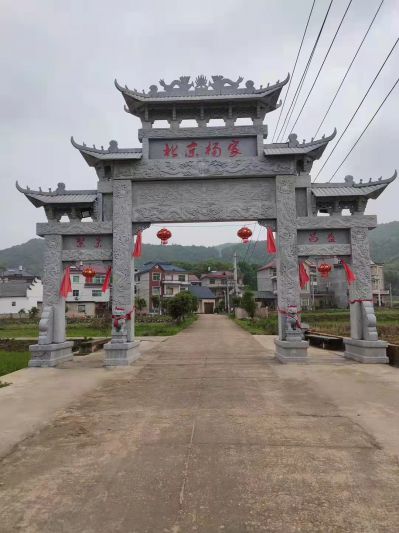 花崗巖石雕牌坊，鄉(xiāng)村入村口大牌坊