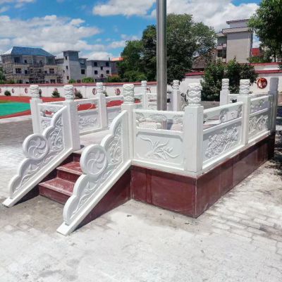 漢白玉旗臺(tái)，學(xué)校升旗臺(tái)欄桿