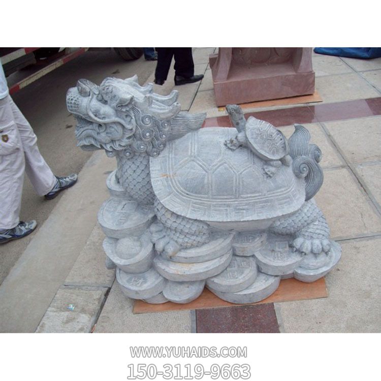 公園里擺放的母子青石石雕創(chuàng)意龍龜?shù)袼?>
                                <h2>公園里擺放的母子青石石雕創(chuàng)意龍龜?shù)袼?參數(shù)說(shuō)明</h2>
                                                                        <table>
                                      <tr>
                                        <th>產(chǎn)品標(biāo)題</th>
                                        <td>公園里擺放的母子青石石雕創(chuàng)意龍龜?shù)袼?/td>
                                      </tr>
                                      <tr>
                                        <th>發(fā)布時(shí)間</th>
                                        <td>2023-06-08 09:35</td>
                                      </tr>
                                      <tr>
                                        <th>價(jià)格</th>
                                        <td><span>電話咨詢</td>
                                      </tr>
                                                                              <tr>
                                          <th>雕刻內(nèi)容</th>
                                          <td>龍、龍龜</td>
                                        </tr>
                                                                              <tr>
                                          <th>應(yīng)用場(chǎng)所</th>
                                          <td>公園</td>
                                        </tr>
                                                                              <tr>
                                          <th>制作材質(zhì)</th>
                                          <td>石雕、青石、石雕</td>
                                        </tr>
                                                                          </table>
                                <h2>公園里擺放的母子青石石雕創(chuàng)意龍龜?shù)袼?詳細(xì)說(shuō)明</h2>
                                <p>玉海雕塑是一家綜合性的雕塑公司，擁有多款公園里擺放的母子青石石雕創(chuàng)意龍龜?shù)袼苣Ｐ?，可加工定制多種公園里擺放的母子青石石雕創(chuàng)意龍龜?shù)袼?，支持材質(zhì)、樣式、風(fēng)格、尺寸大小等方面的調(diào)整修改定制。我們所加工制作的公園里擺放的母子青石石雕創(chuàng)意龍龜?shù)袼苜|(zhì)優(yōu)價(jià)廉，遍布全國(guó)多個(gè)省市地區(qū)，想要了解更多案例圖片，請(qǐng)電話或微信咨詢。材質(zhì)、大小、樣式等都可以按需定制，還可根據(jù)您提供給的公園里擺放的母子青石石雕創(chuàng)意龍龜?shù)袼軜訄D進(jìn)行制作！如有相關(guān)需求，歡迎致電（微信同號(hào)）：<span>150-3119-9663</span></p>
                                                                <div   class=