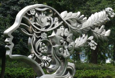 不銹鋼飛翔美女雕塑的作用是啥？