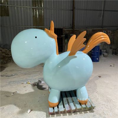 創(chuàng)意抽象動(dòng)物景觀(guān)玻璃鋼卡通飛馬雕塑