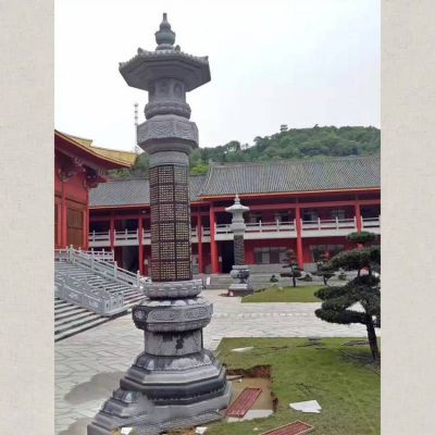 石雕經(jīng)幢，寺廟青石經(jīng)幢