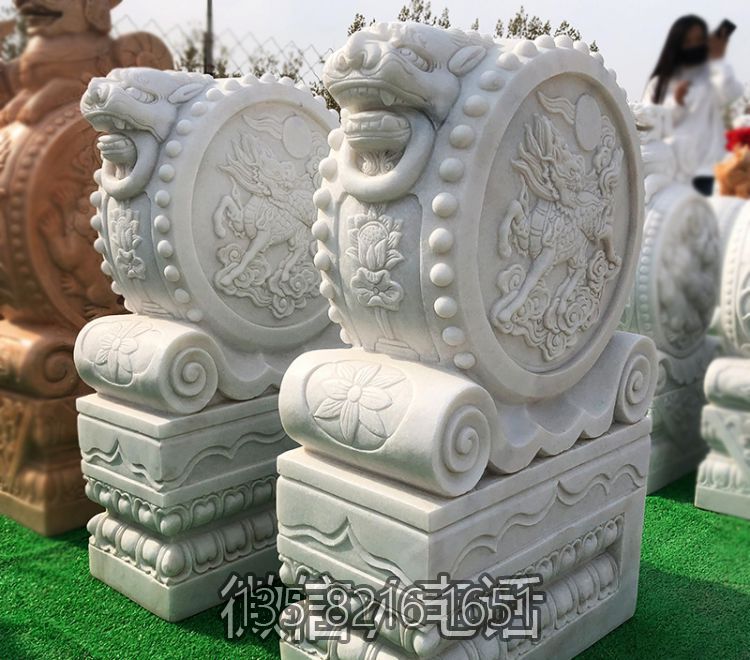 漢白玉大理石門(mén)墩抱鼓石